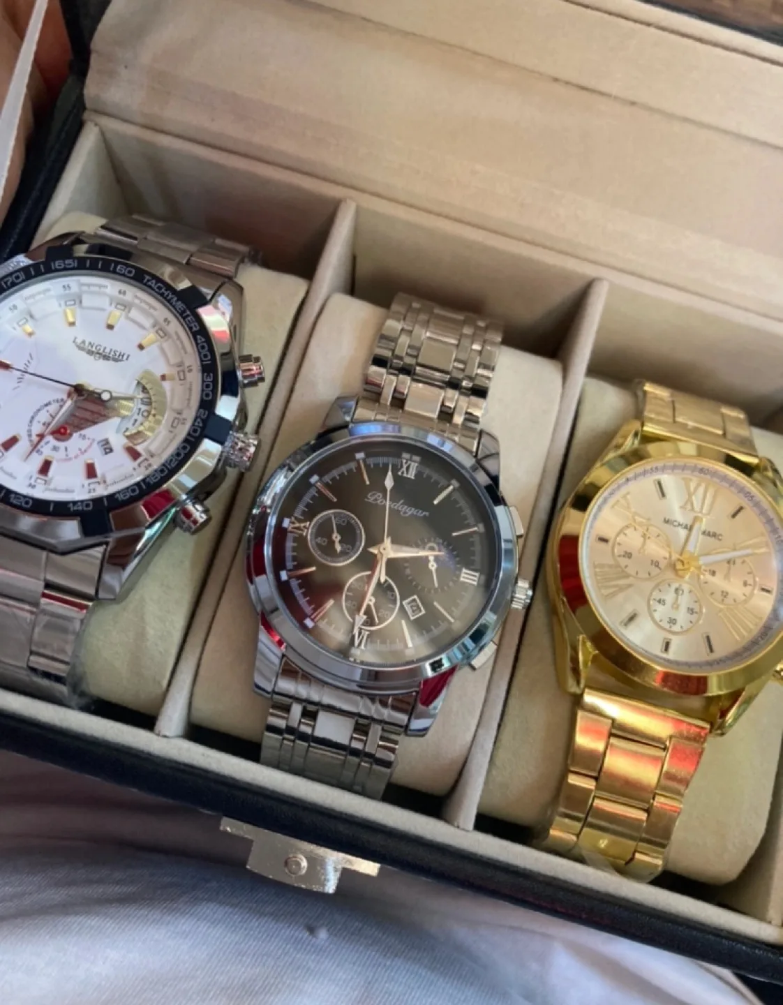 남성시계 일괄로 판매합니다