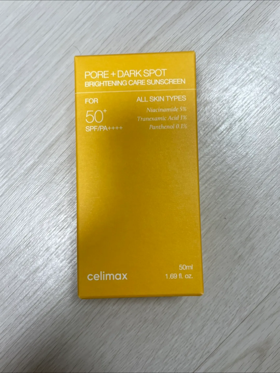 셀리맥스 브라이트닝 모공잡티 선크림 새상품