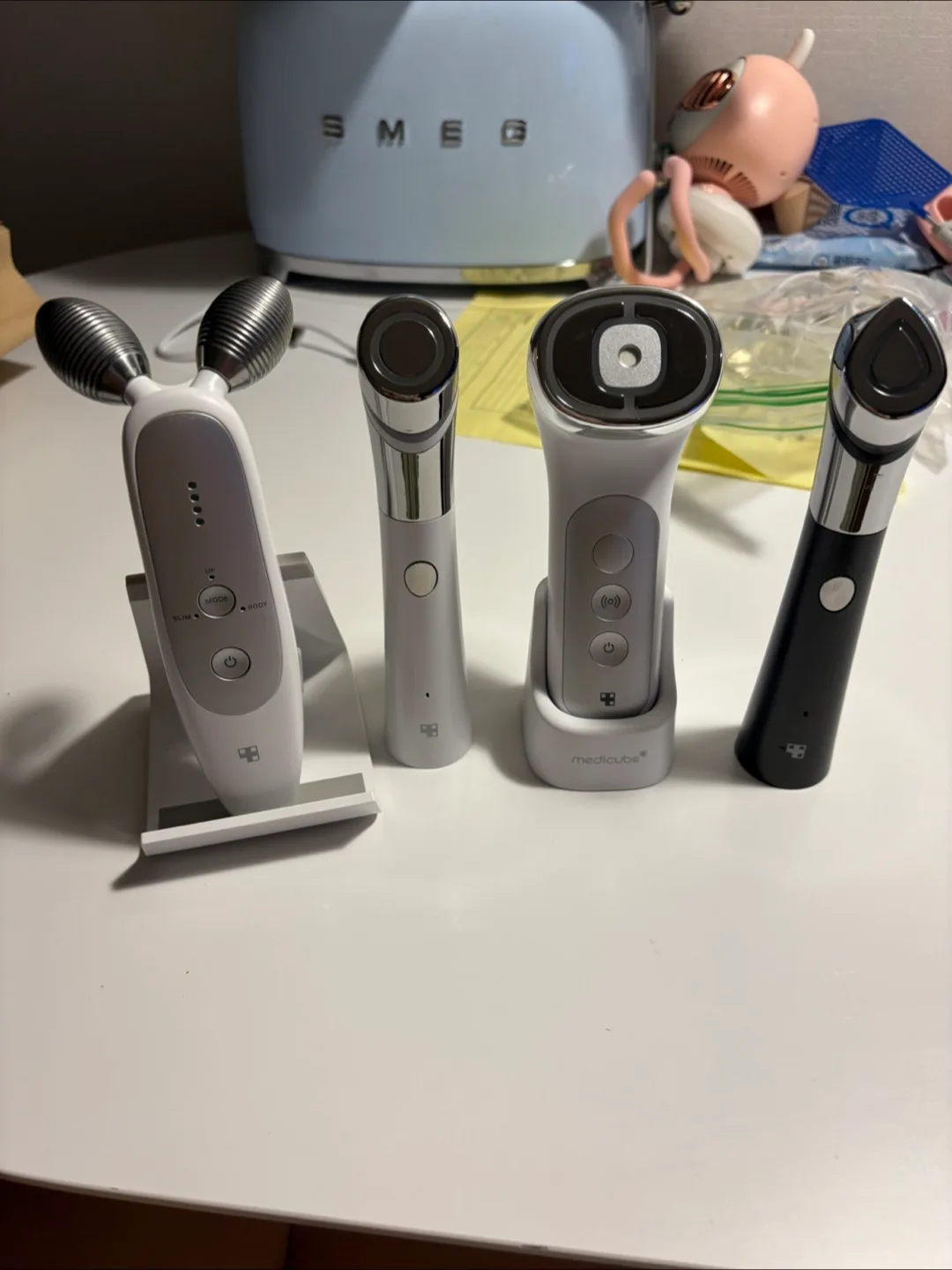 메디큐브 에이지알 풀세트(가격내림 각6)