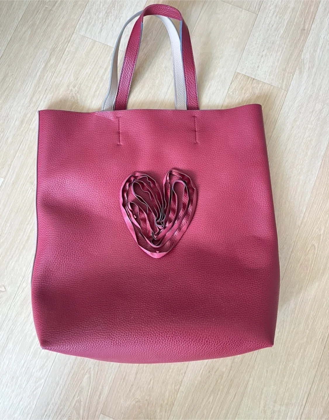 구호 하트 토트백 중고