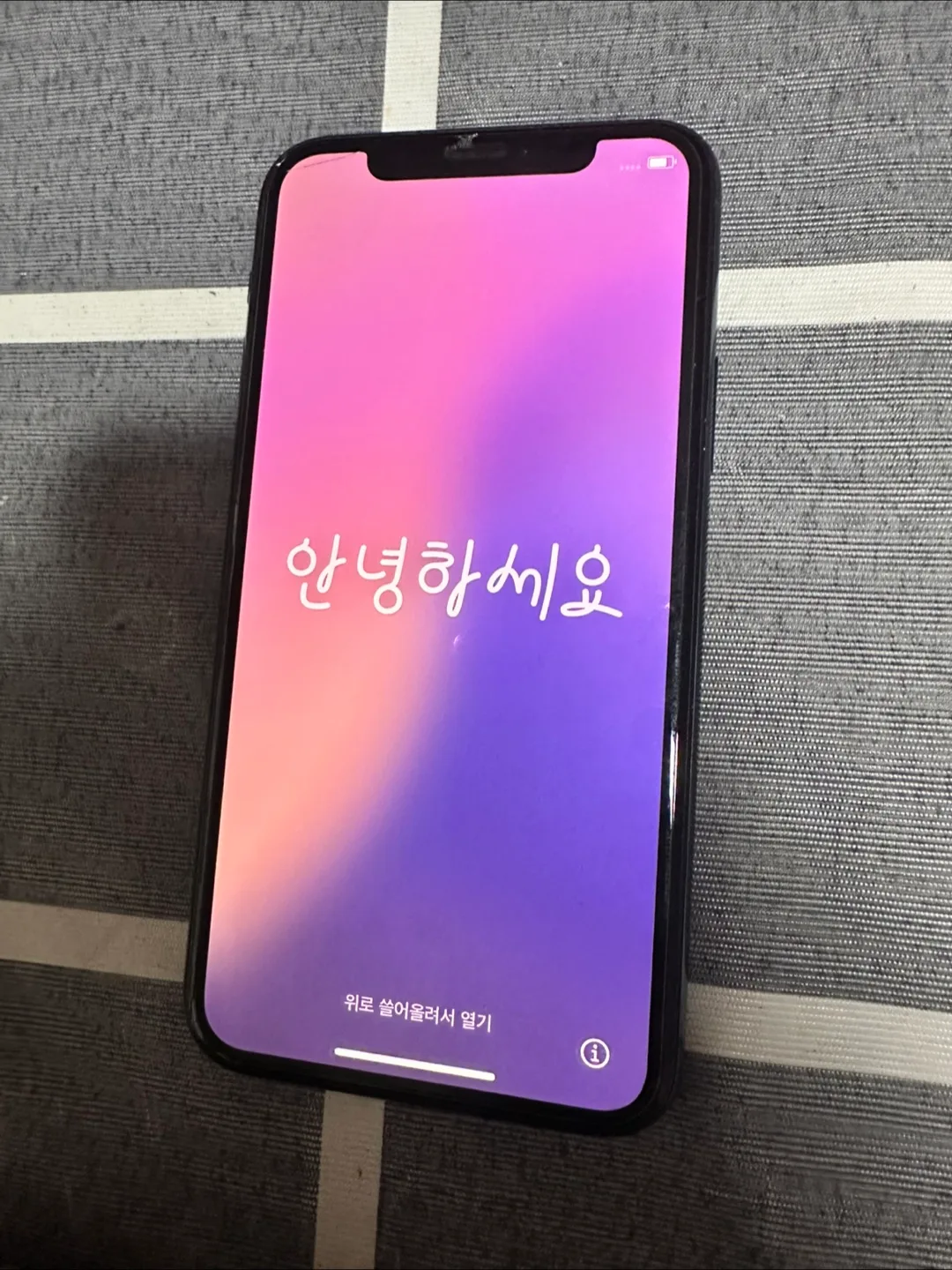 아이폰 11 Pro 256GB 판매합니다.
