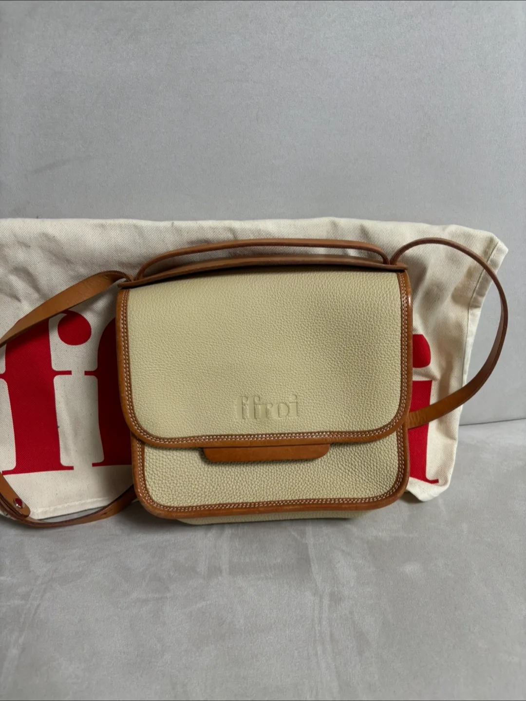 ffroi 잘루시 가방(정가 35만원)