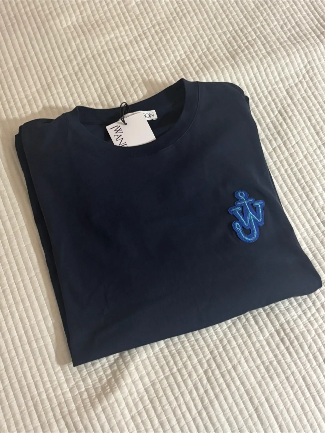 Jw앤더슨 반팔 티셔츠 (네이비)