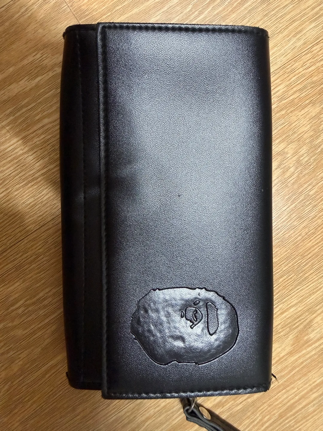 베이프 무크지 부록 장지갑 판매합니다.