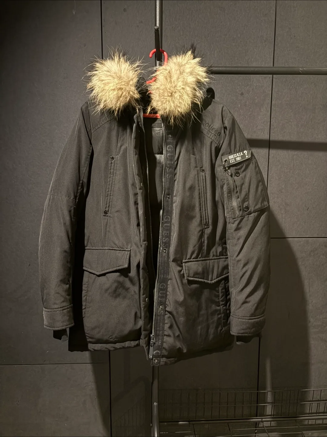 [중고]게스 여성 패딩 (M)