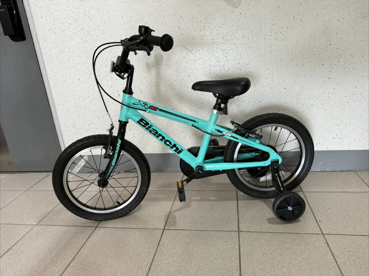 Bianchi XR16 판매합니다 거의 안탐 아동용