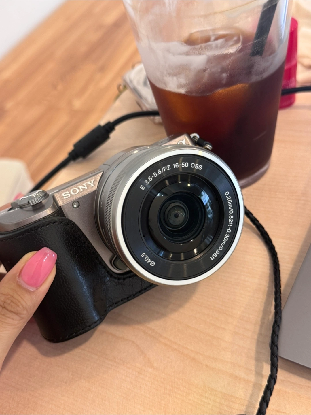 소니 Alpha a5100 카메라 (렌즈포함) *액정 확인