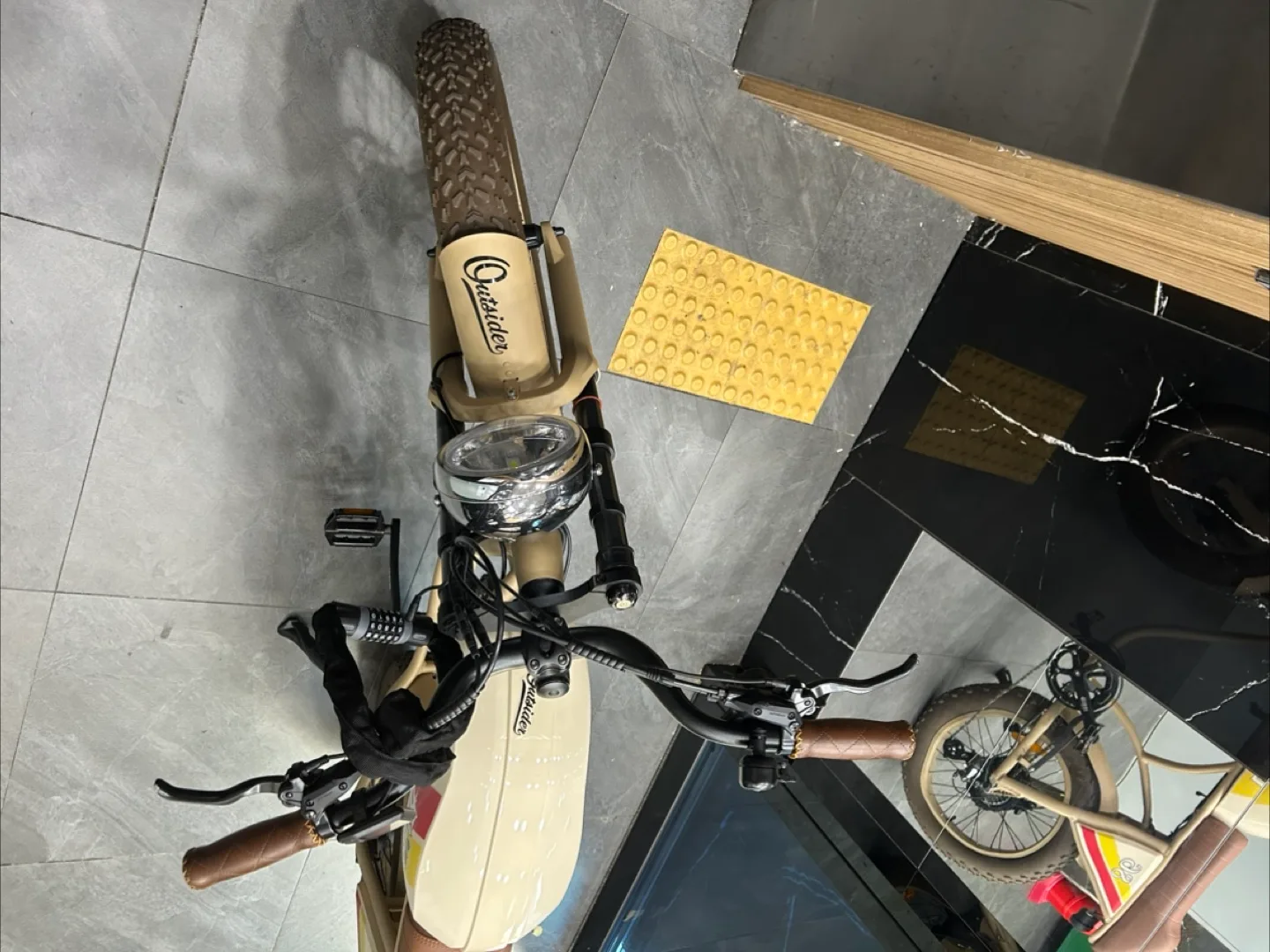 아웃사이더 86 전기자전거