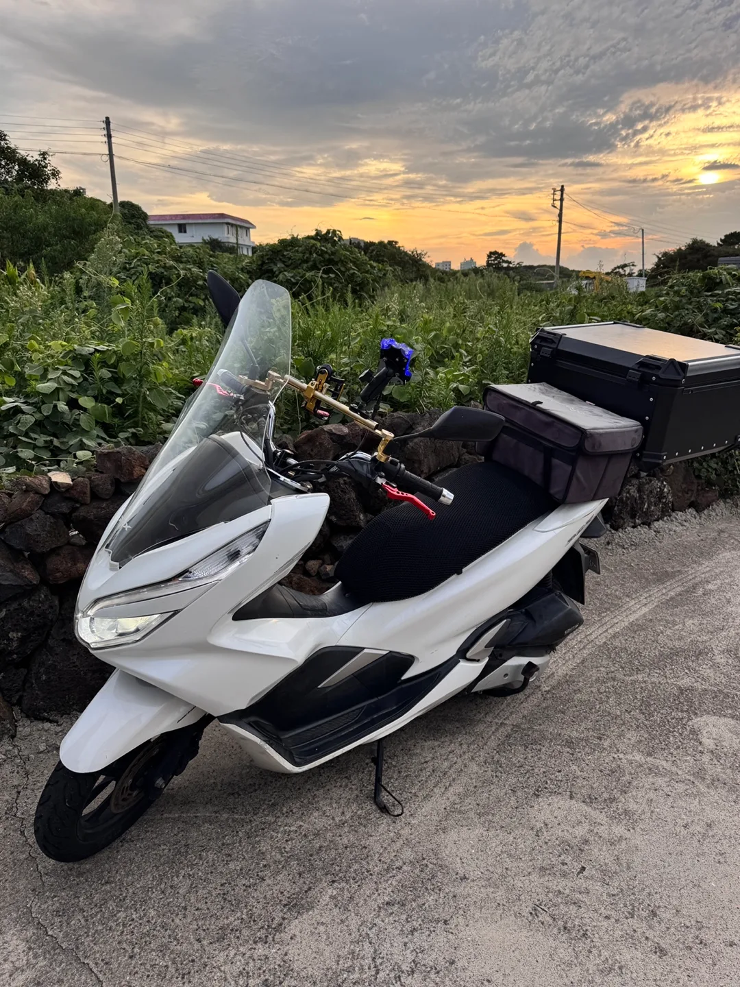 혼다 PCX 스쿠터 판매