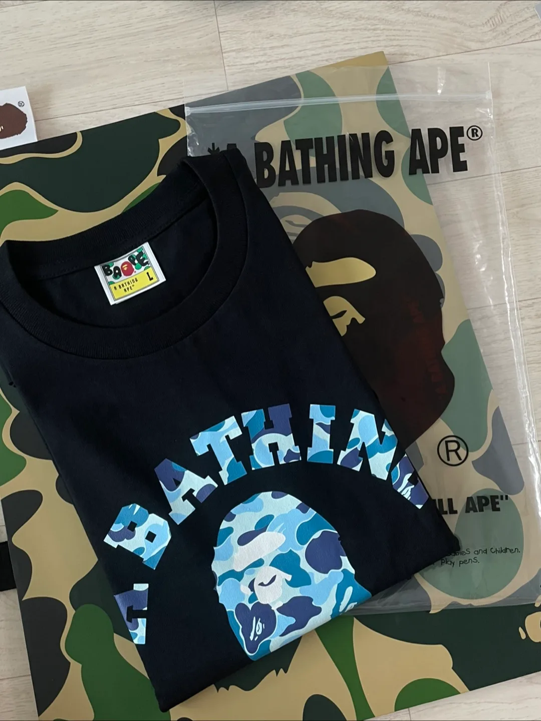 (새상품) 베이프 abc 카모 반팔 L