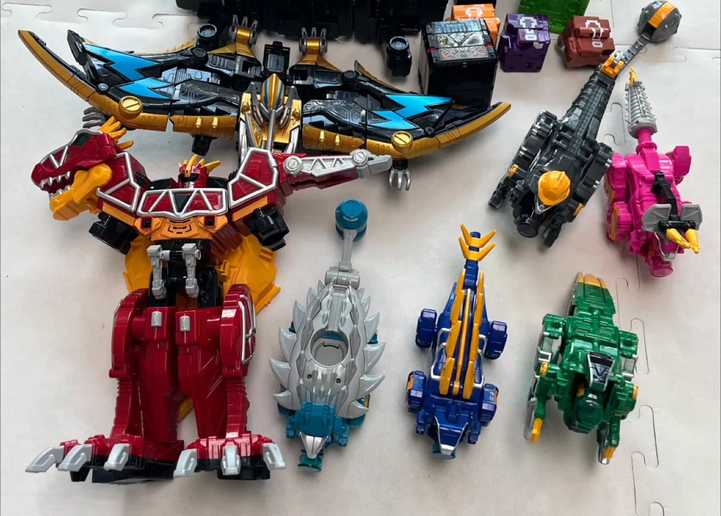 파워레인저 다이노포스 변신 로봇