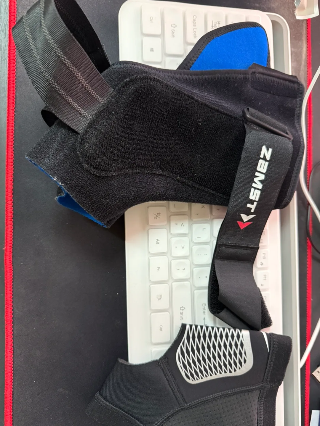 발목보호대 중고(잠스트, 나이키)