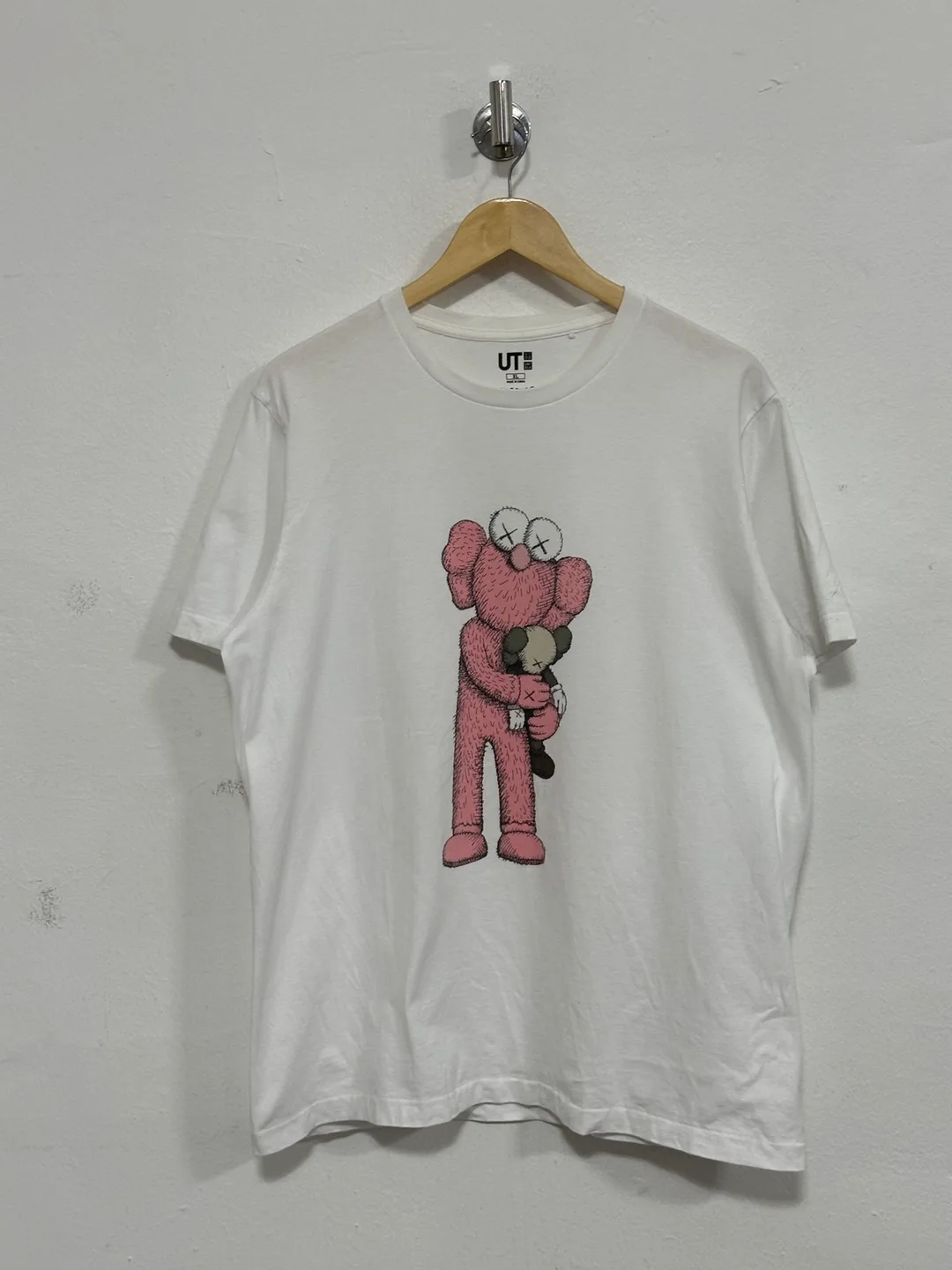 유니클로 UT KAWS 티셔츠 XL