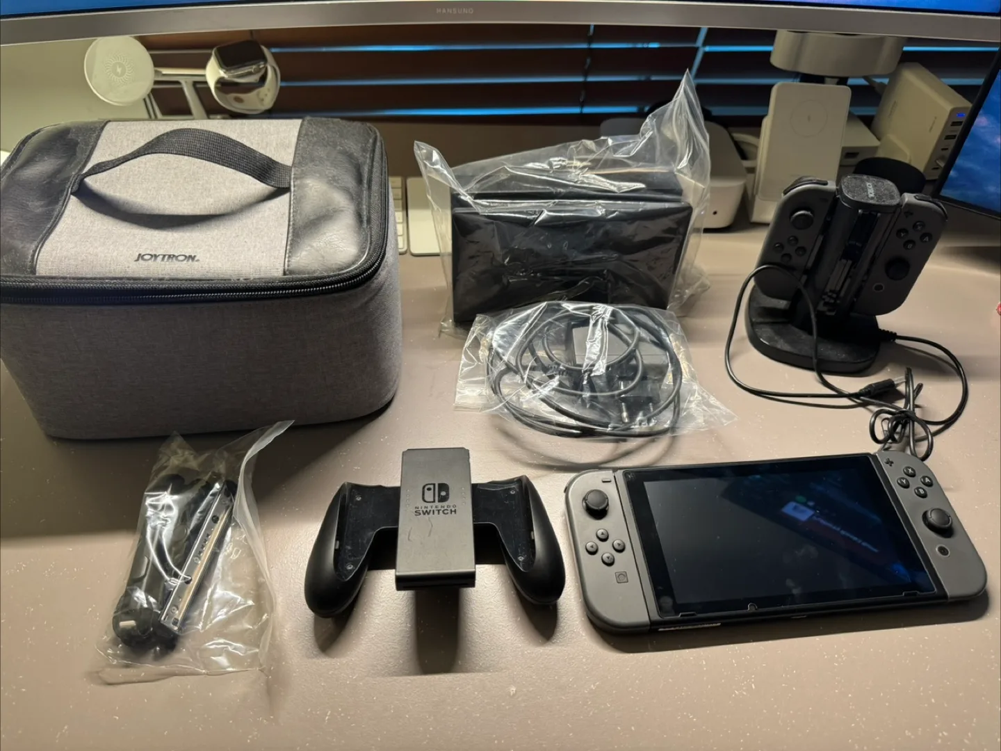 닌텐도 스위치 본체 + 부속품 전체