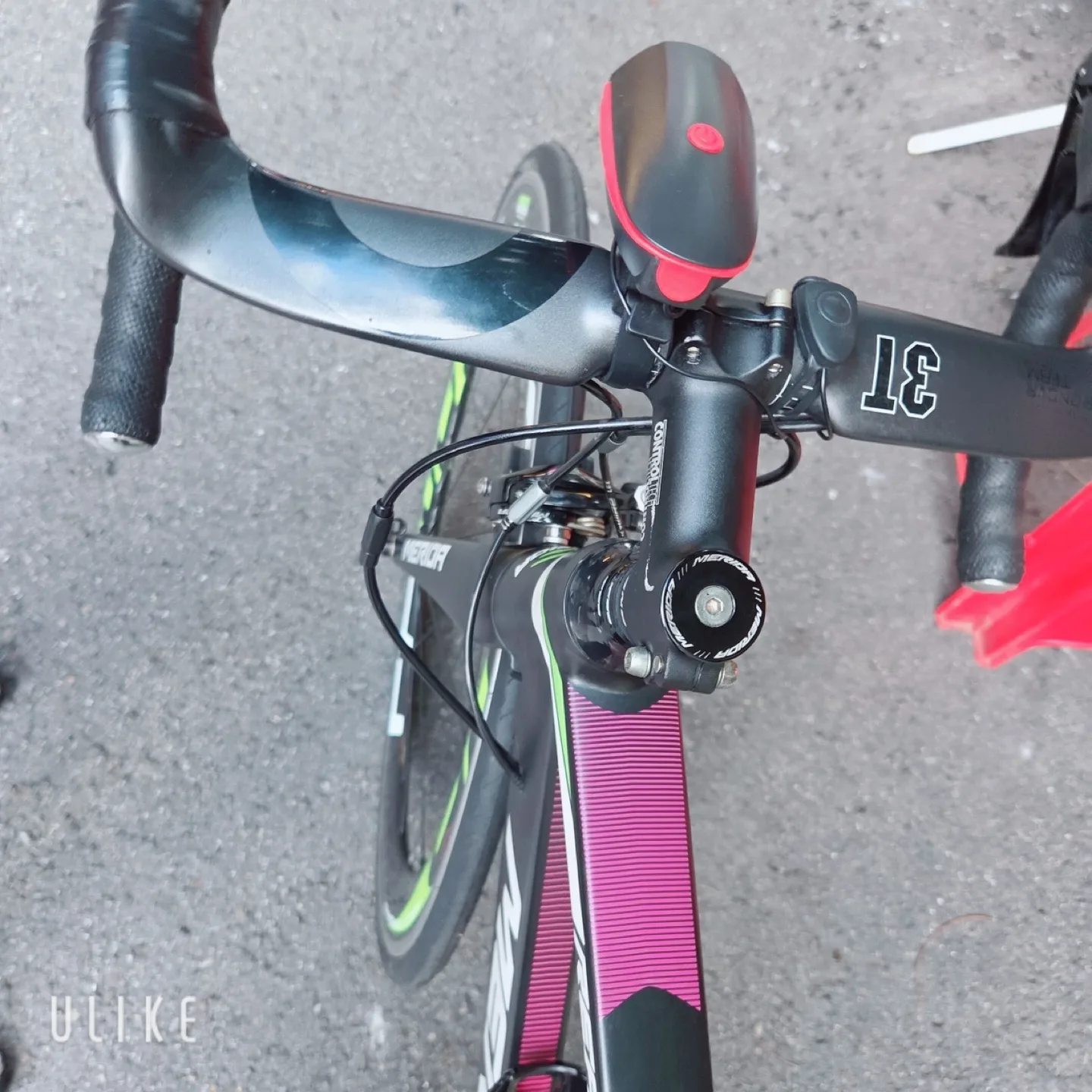 메리다 리액토 400 로드 자전거