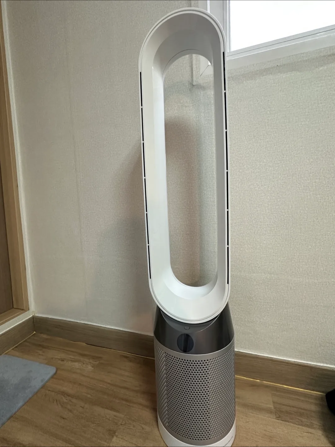 다이슨 TP04 공기청정기 서큘레이터 선풍기 팝니다