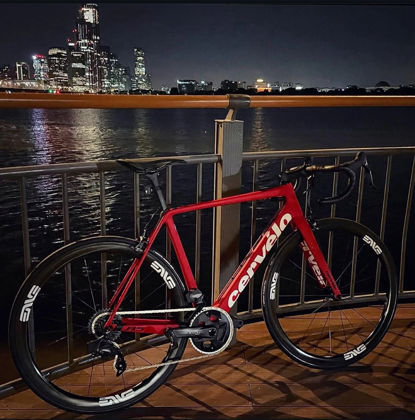 Cervelo 써벨로 R5 + 엔비 크리스킹 휠셋 56사이즈 로드 자전거 | 스포츠/레저 | 당근 중고거래