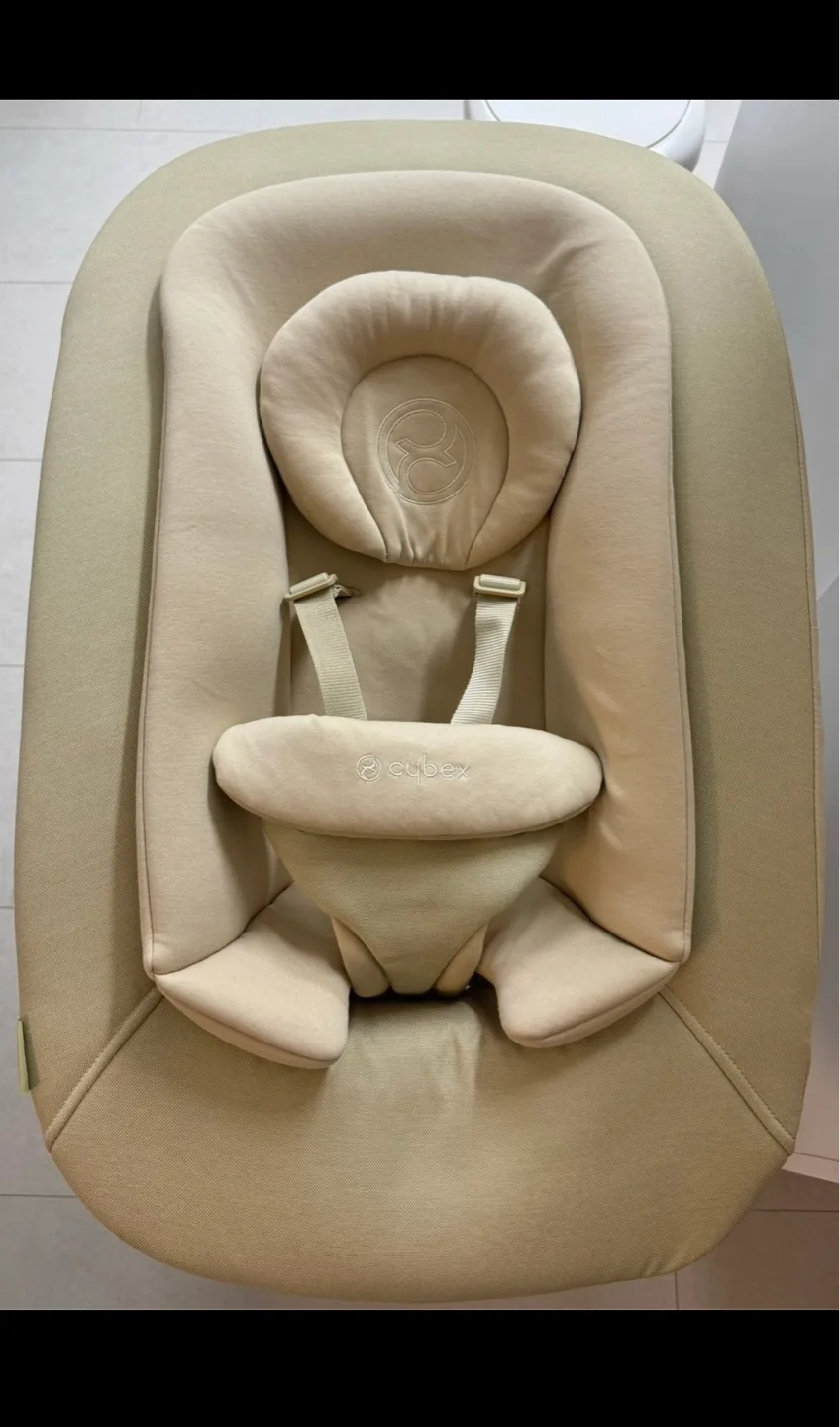 싸이벡스 레모 바운서 샌드화이트