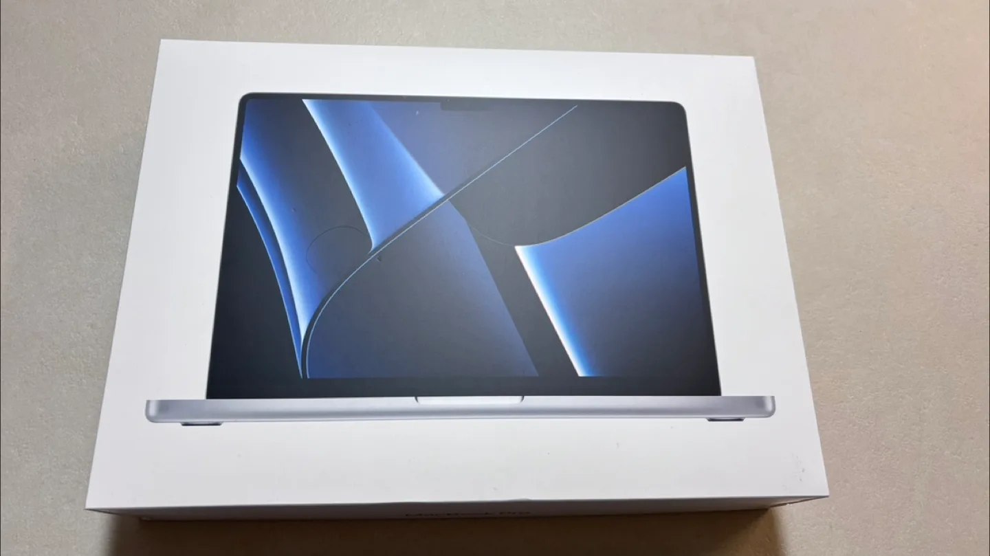 맥북프로 M2 max, 32GB / 1TB, 14"