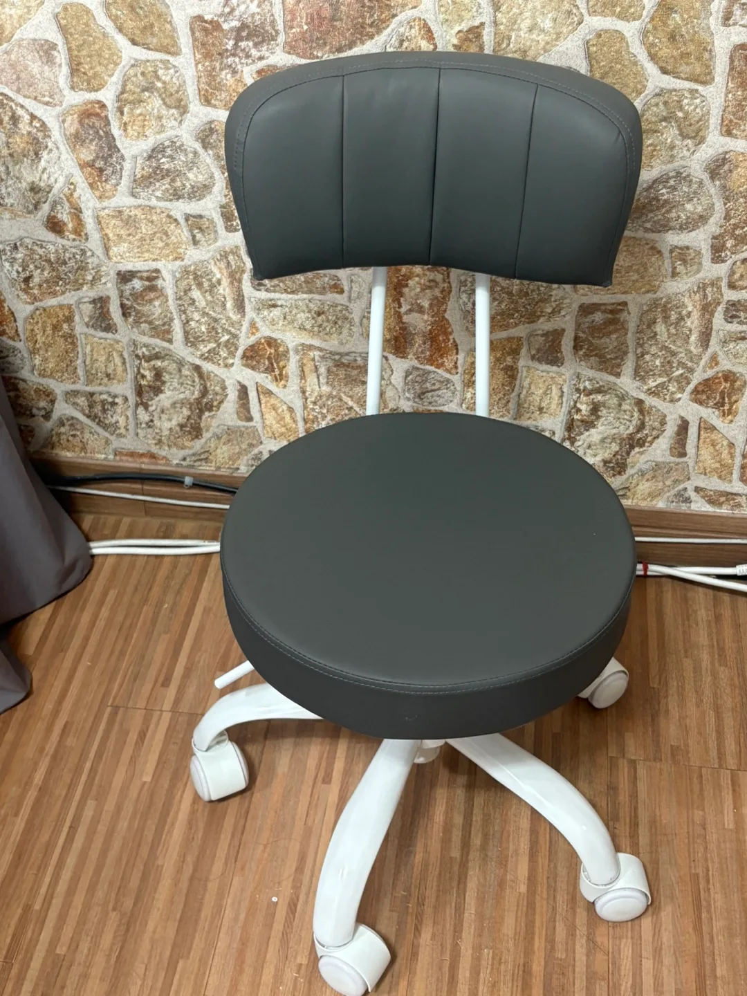 높낮이 회전의자 판매합니다(새상품)