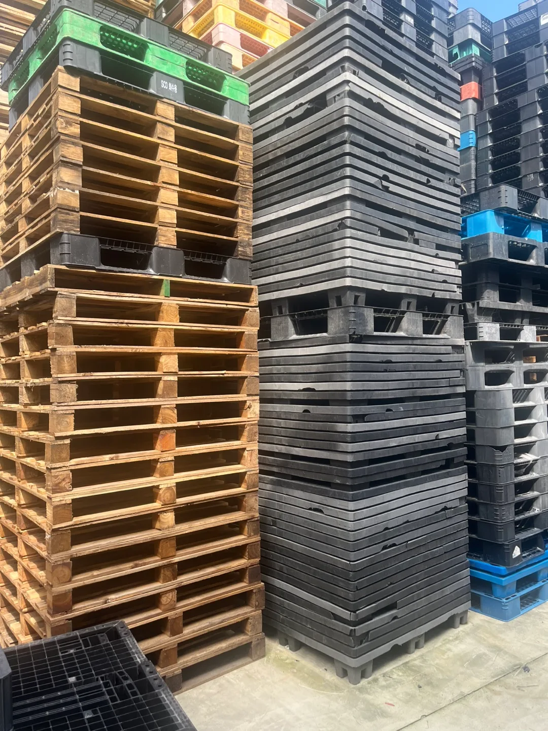 플라스틱/목재 중고 파렛트 판매합니다