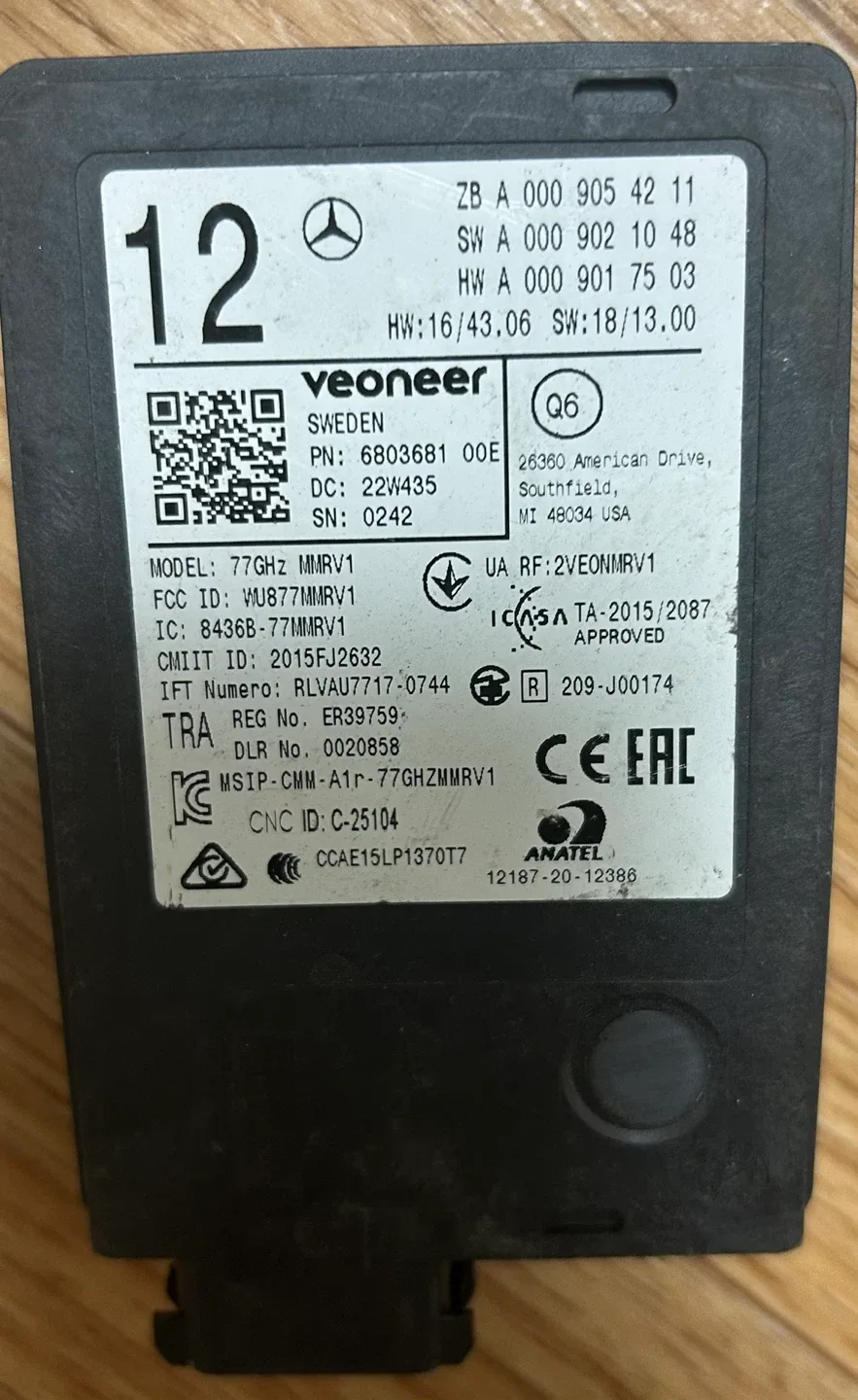 Veoneer 77GHz MMRV1 레이더