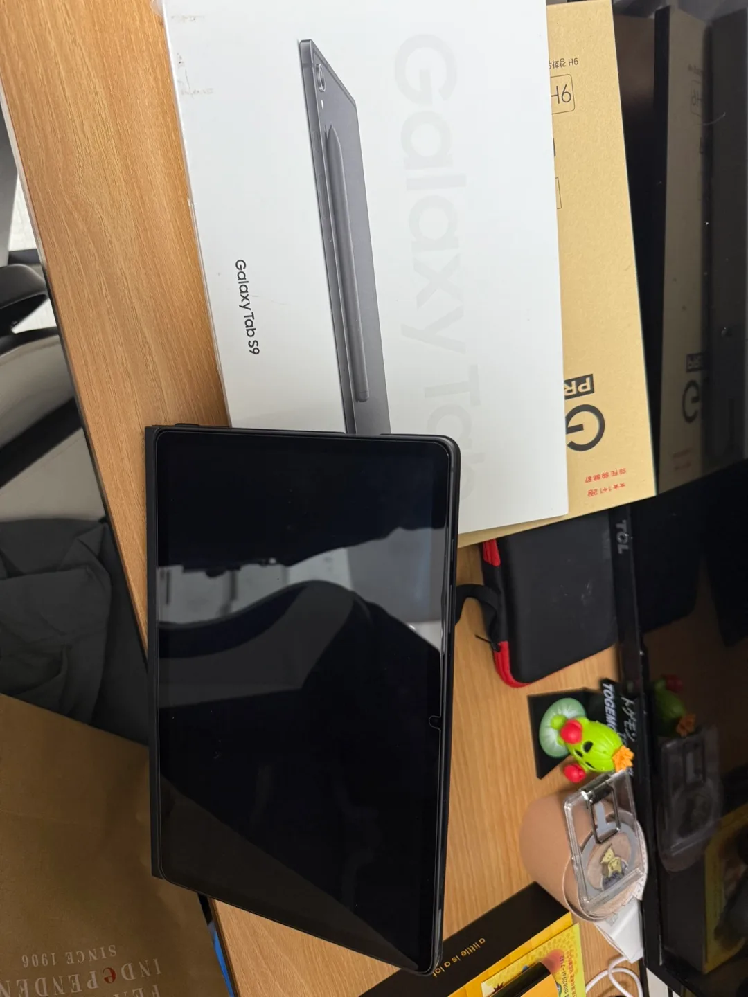 갤럭시탭 S9 블랙 케이스포함(fe아닙니다)