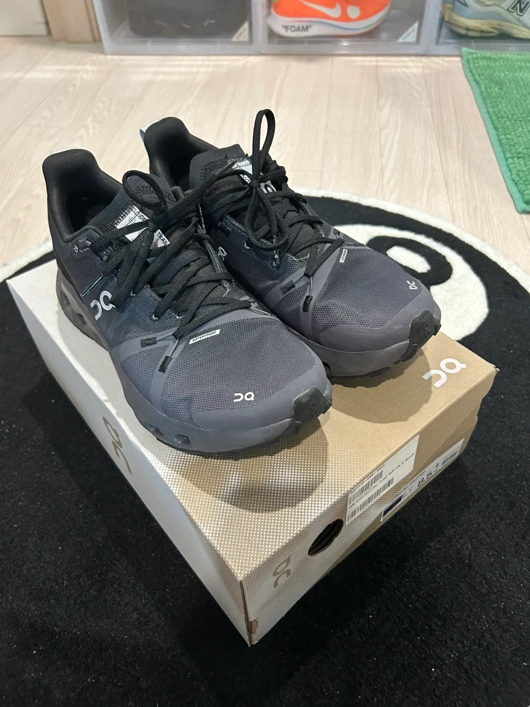 온러닝 클라우드서퍼 트레일 워터프루프 (265)