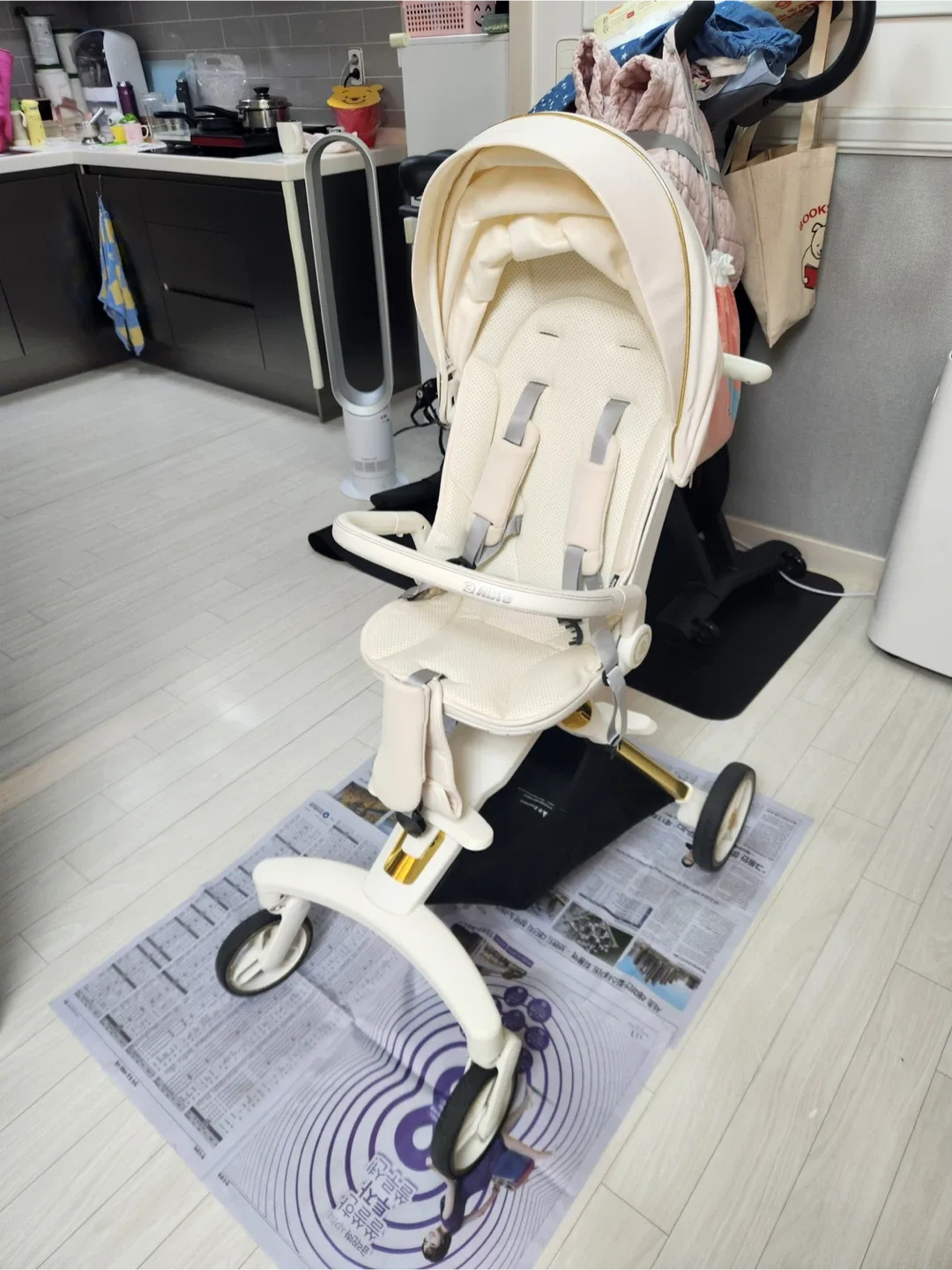 에이블 코지 프리미엄 휴대용 유모차(화이트)