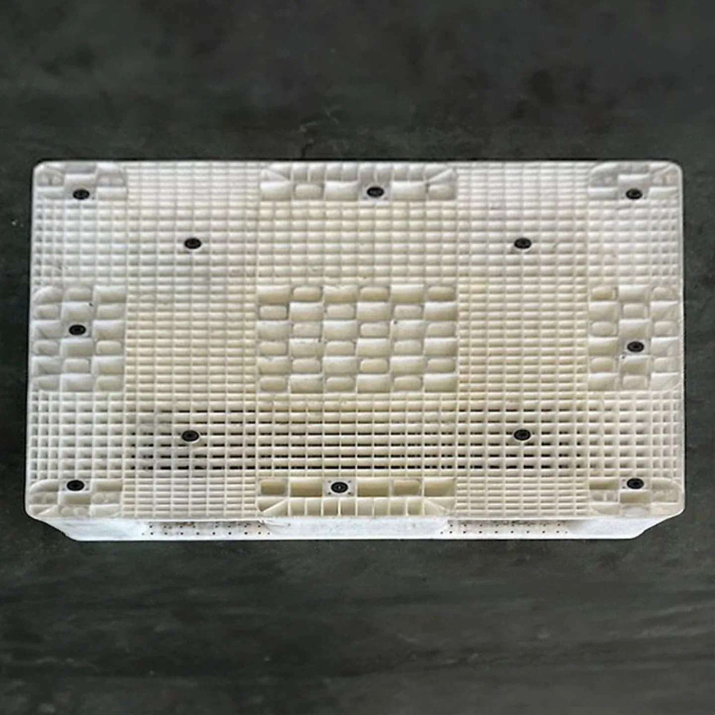 플라스틱 중고 파렛트 1300/1100 중량용 판매합니다