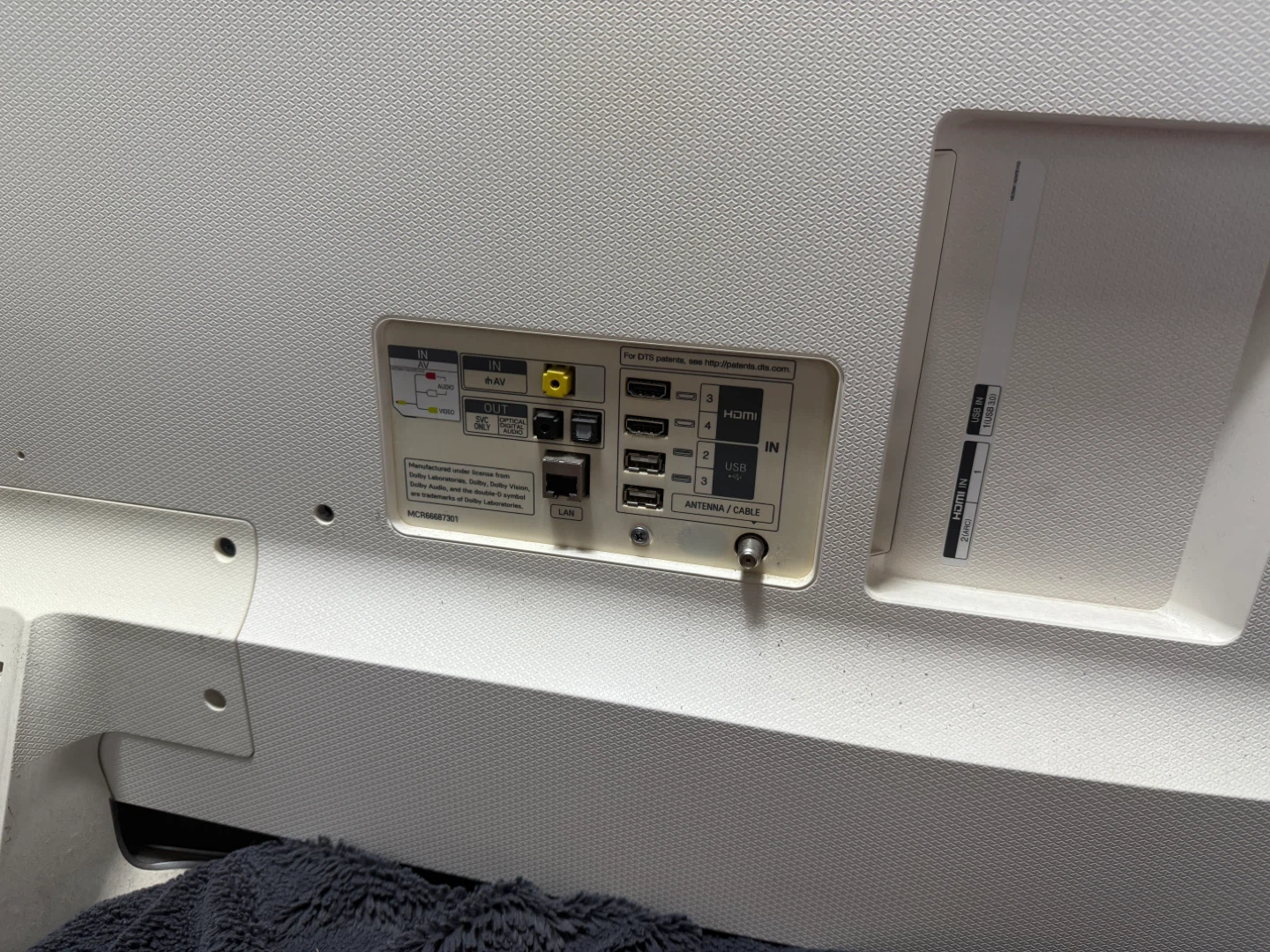 고장) LG 65인치 TV (65SJ8500)