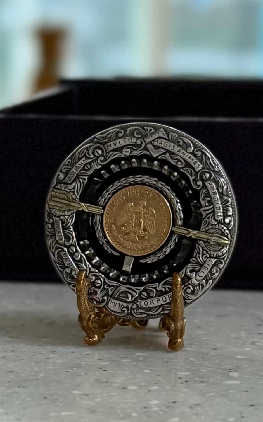 The Trap with golden bait. 금, 은 포함 코인