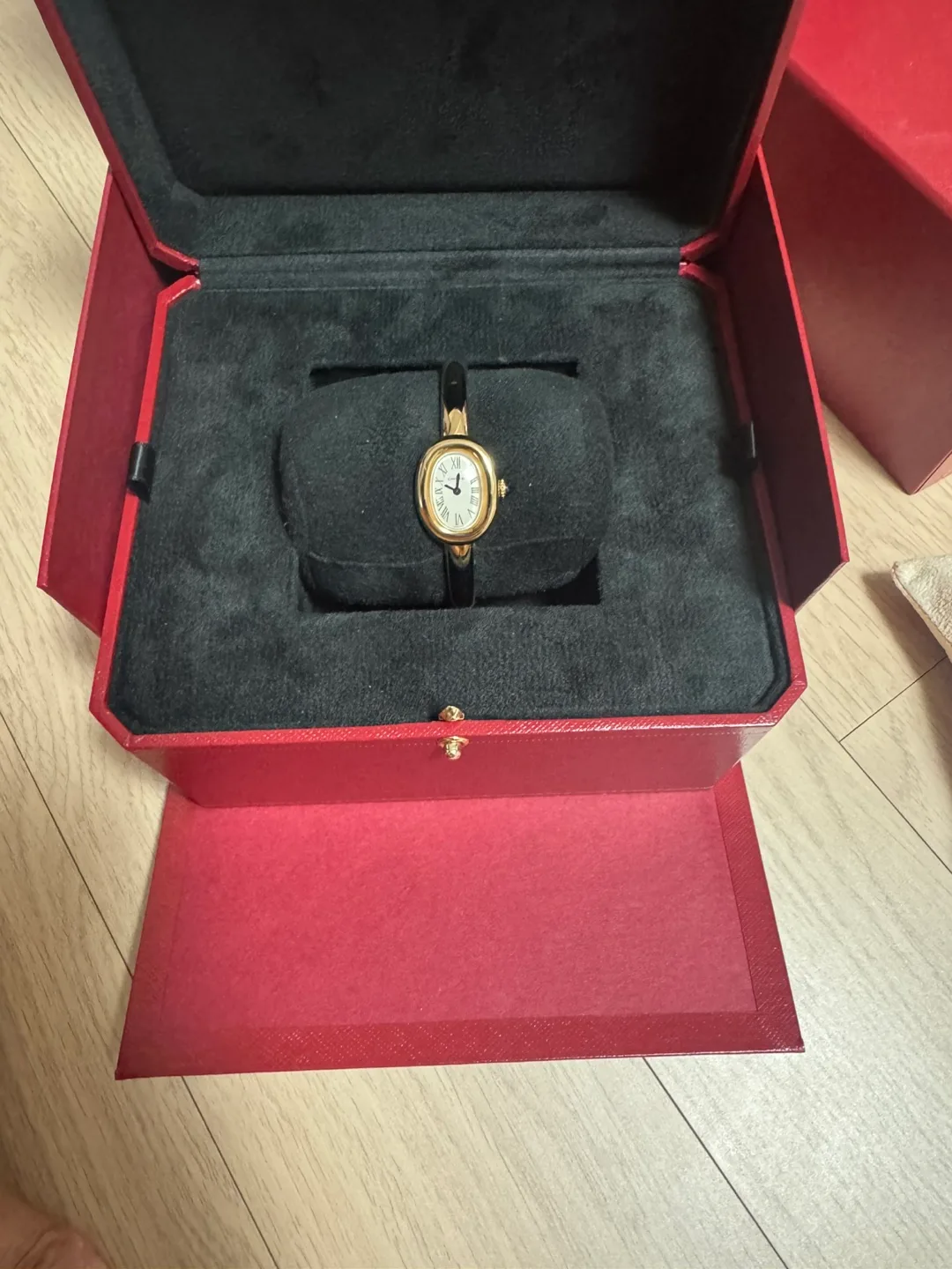 까르띠에 베누아뱅글 16 옐골 팝니다(중고)