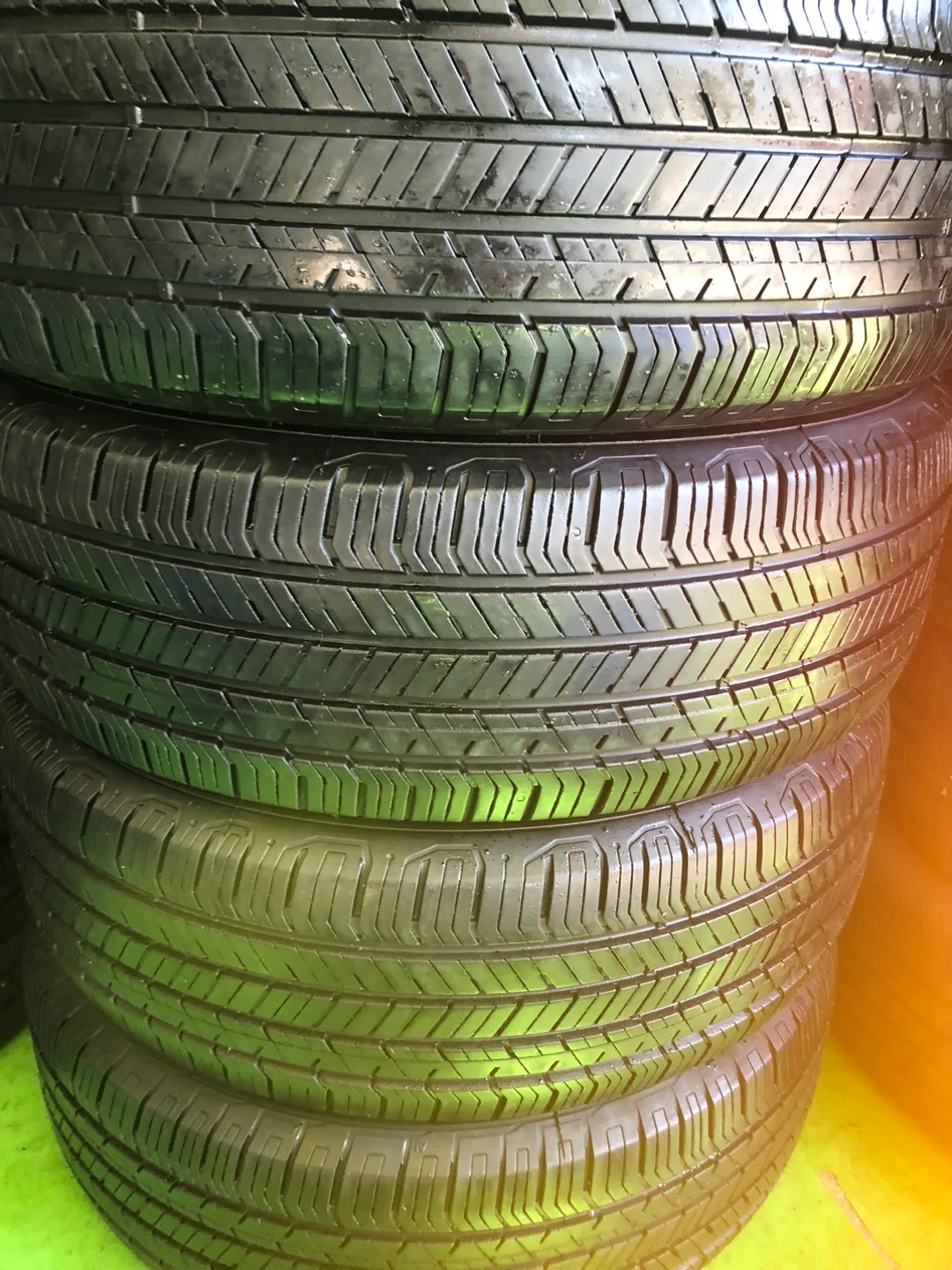 235/60 18 한타 HL3 중고 타이어 팝니다.