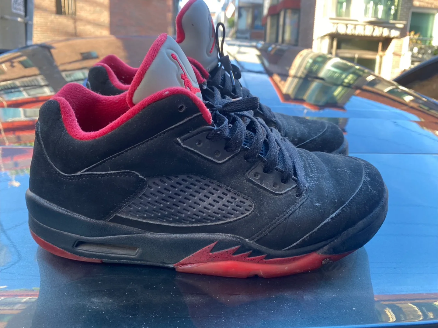 중고) 조던5 레트로 블랙/레드 275