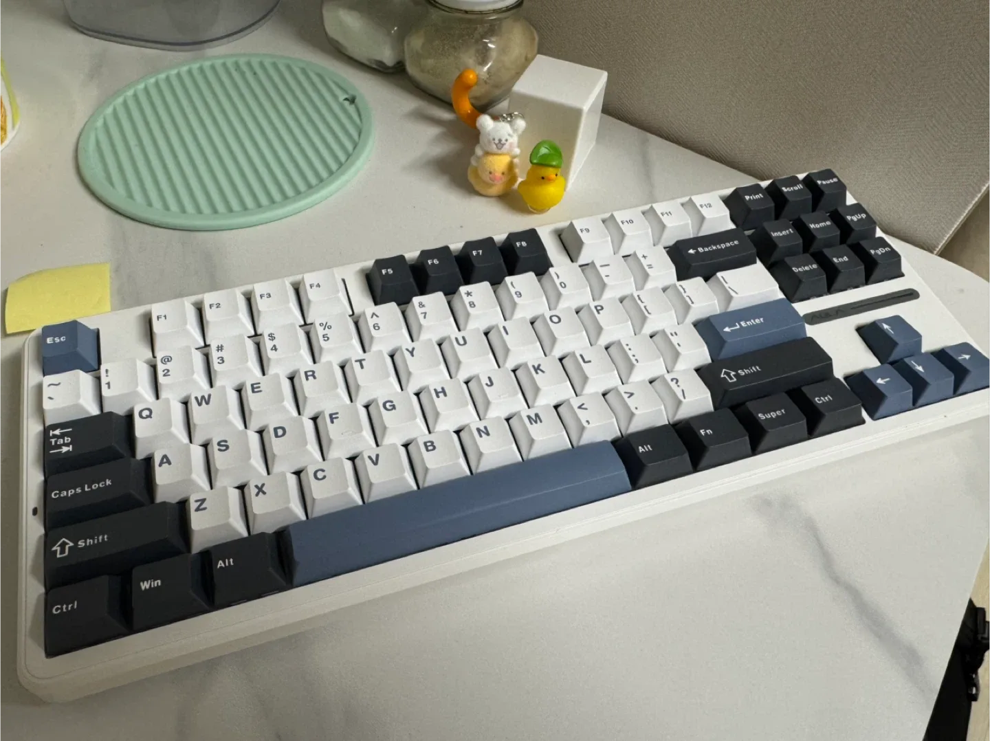 AURA 독거미 F87 키보드