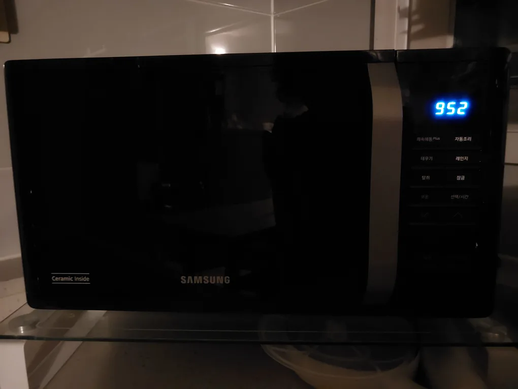 삼성 전자레인지 MS23K3523AK