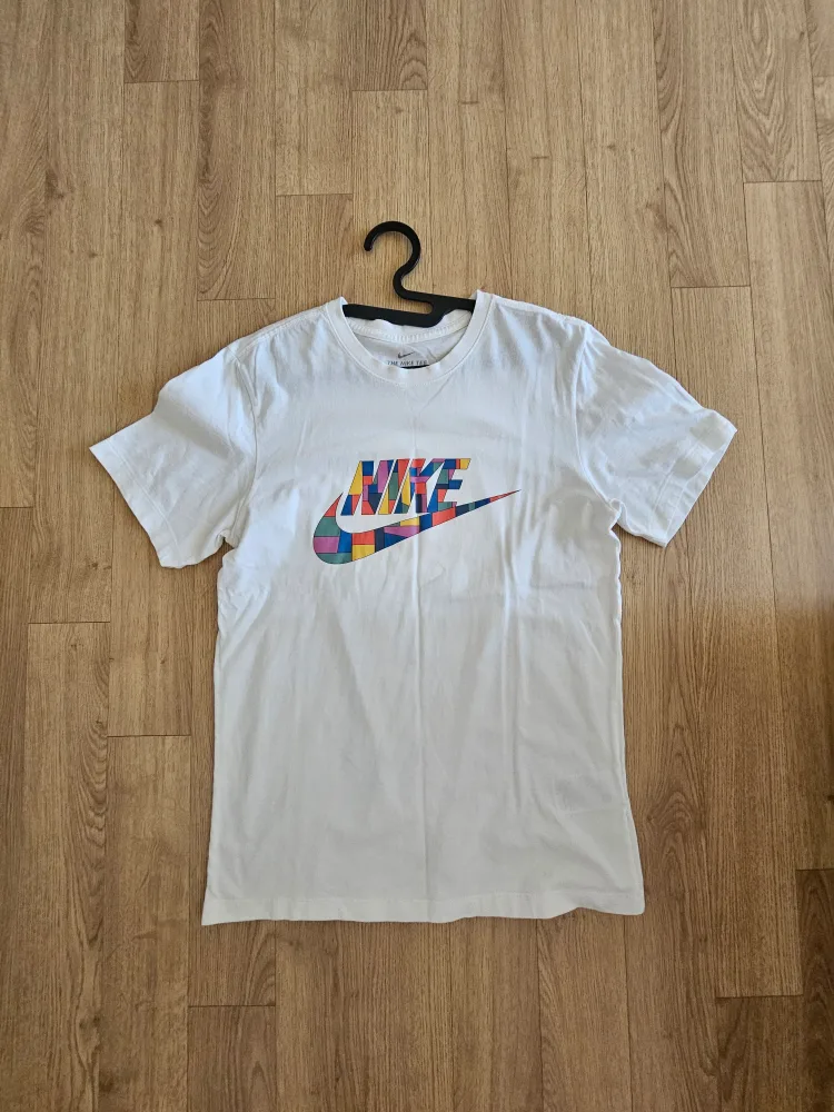나이키 반팔 티셔츠 (커스터마이징)
