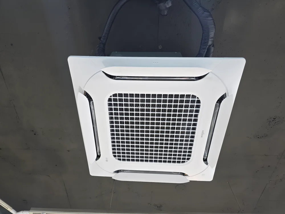 LG 휘센 천장형 에어컨 (25평형) 팔아요