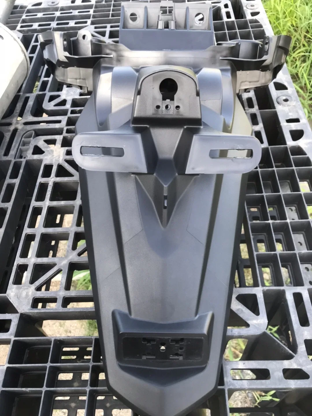 야마하nmax21-24 리어휀다 중고판매합니다