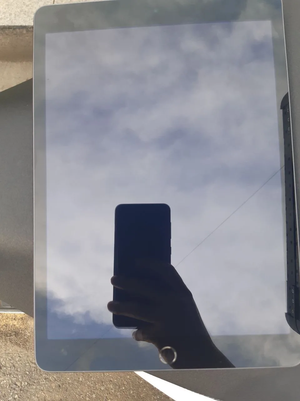 아이패드 9세대 2대팝니다 기기단품입니다