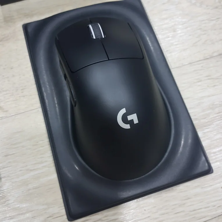 로지텍 지슈라2덱스+마우스파우치 팝니다