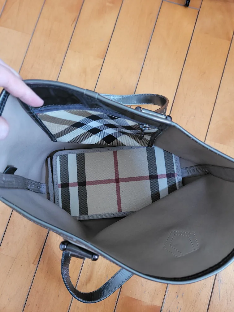 체크 토트백 중고