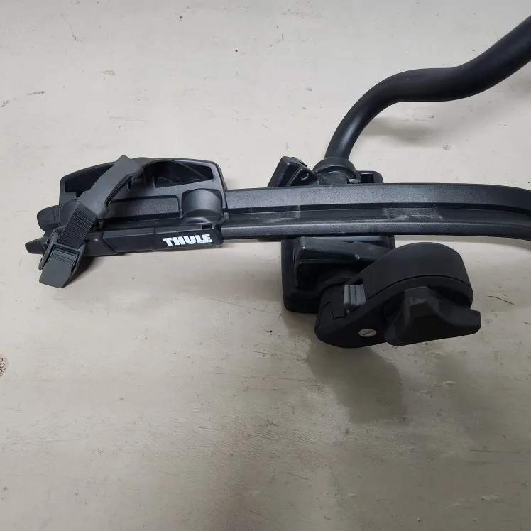 툴레 598 프로라이드 자전거 캐리어