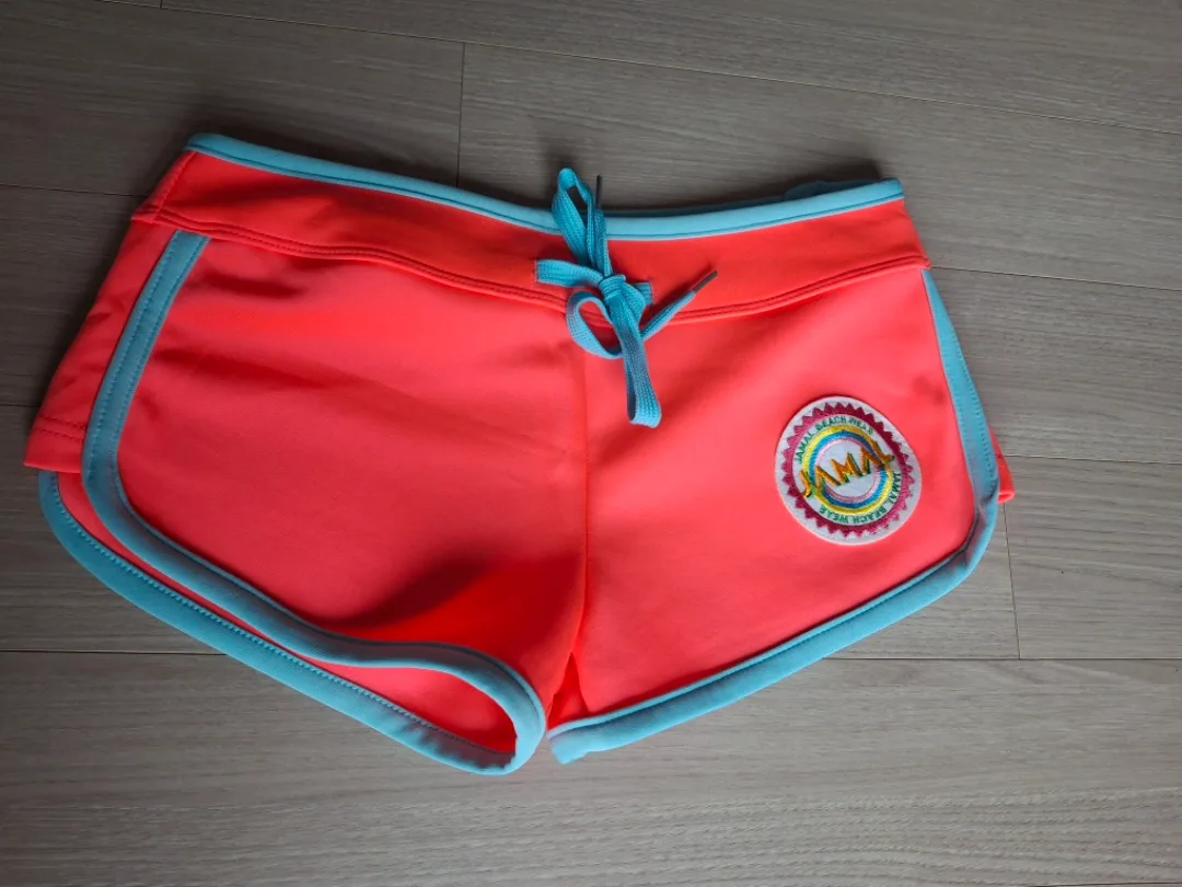 새상품 레쉬가드 JAMAL 여성 반바지 S