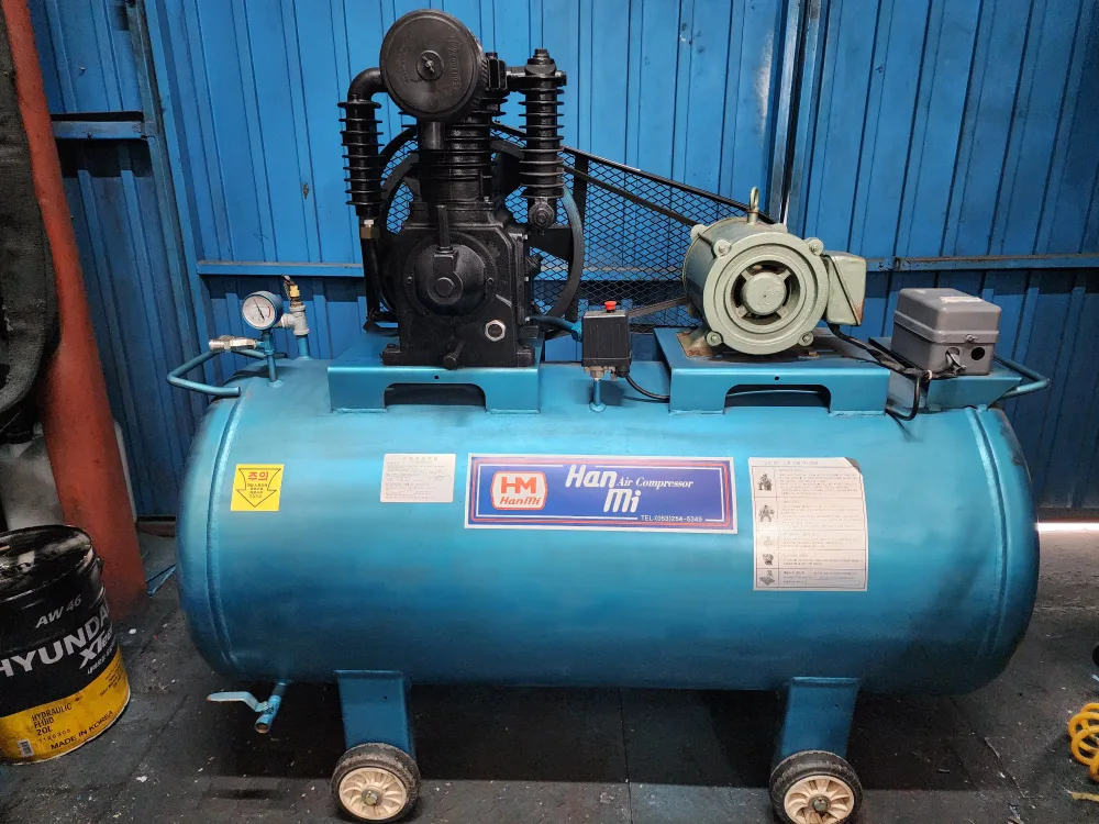 중고압콤프레샤 5마력 400리터