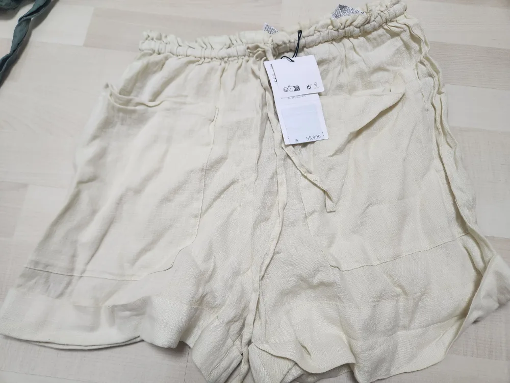 ZARA 린넨 반바지 XS(새제품)