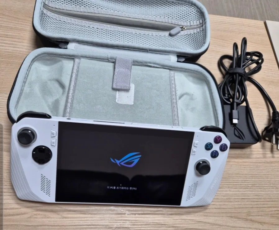 ASUS ROG Ally 게임기