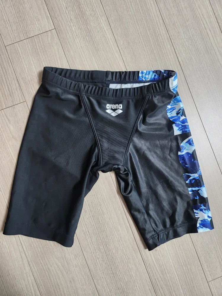 아레나 남아 수영복 65사이즈