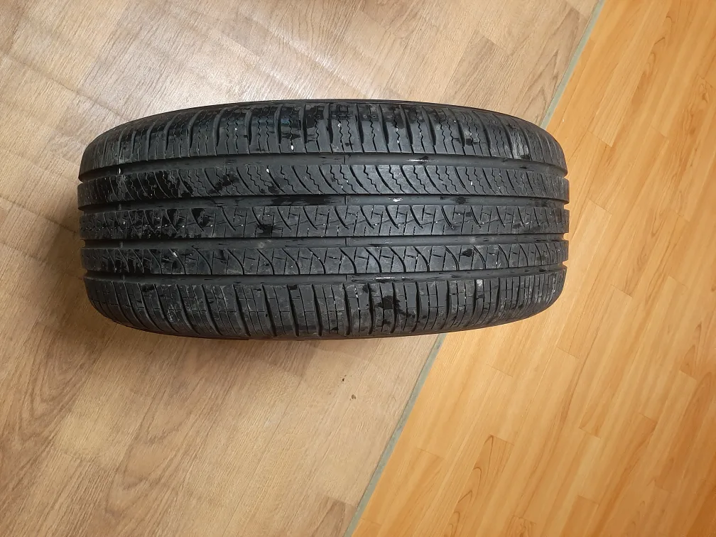 중고 타이어  215  55  17   제로   타이어    신품 가격   300000